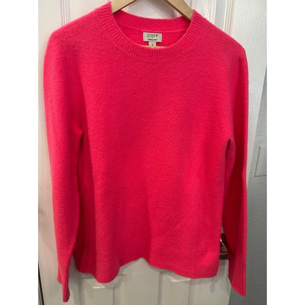 J.Crew‎ Extra-Soft Neon Pink Crewneck Sweater Womens Small Fuzzy Knit Side Slit